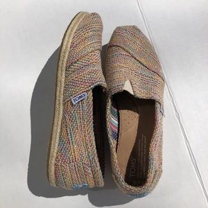 Toms slip on flats size 7.5